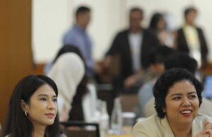 Saat Dian Sastro Mengajak Perempuan Indonesia untuk Terus Bersinar Lewat Perempuan Inovasi